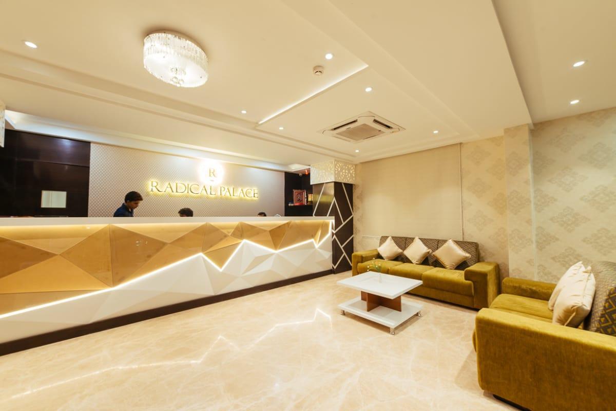Radical Palace Hotel And Restaurant لاكناو المظهر الخارجي الصورة